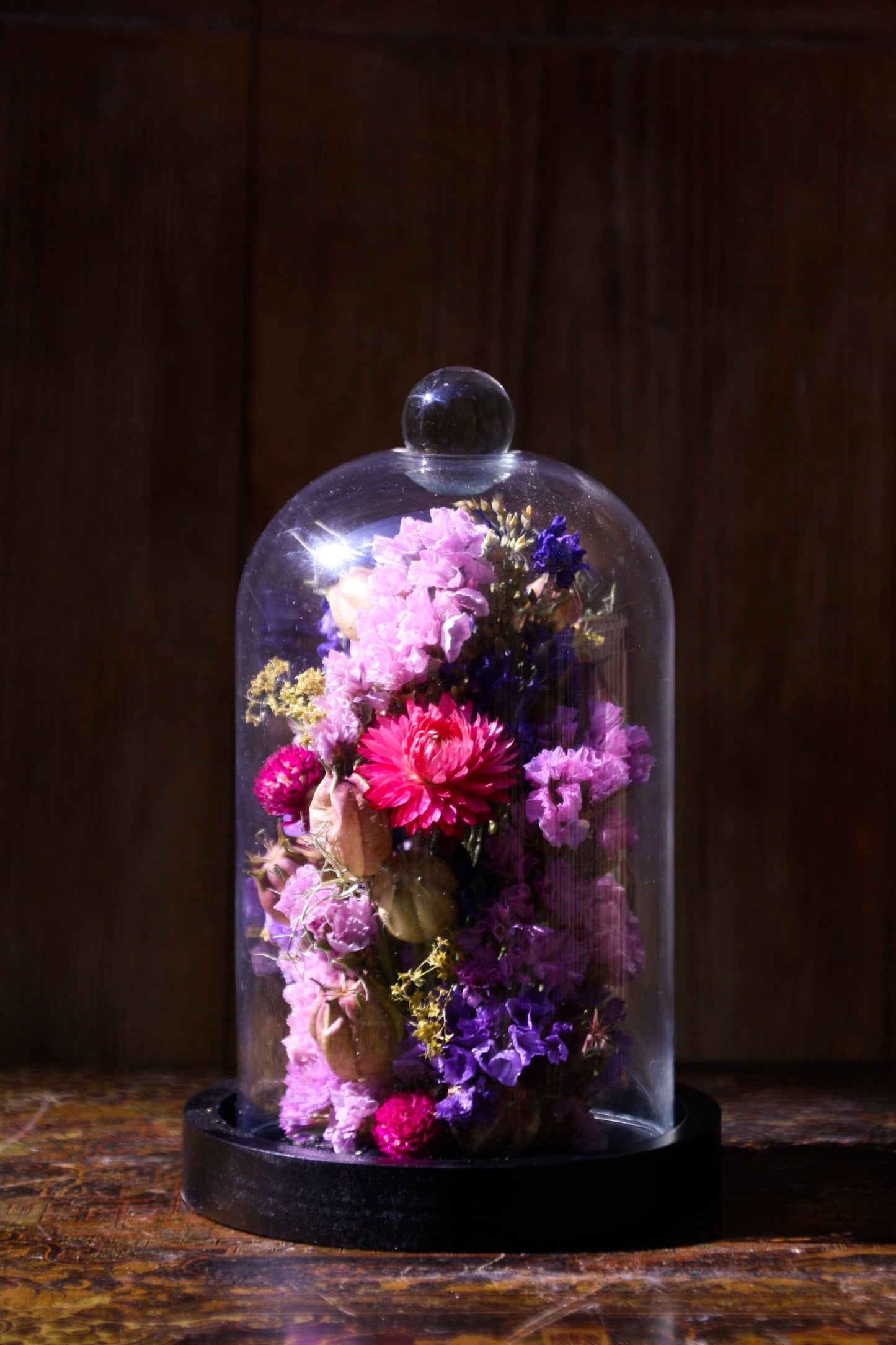Cloche de fleurs séchées - Charlotte glamour