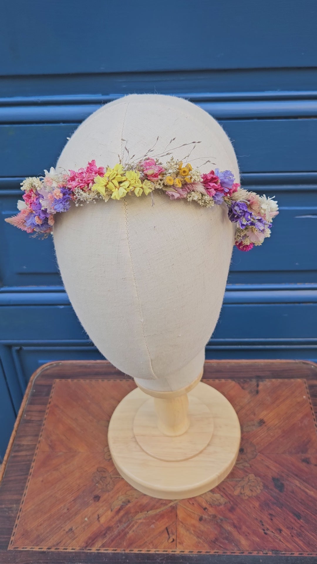 Couronne de tête fleurs séchées la caennaise